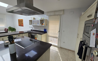 Resale - Villa -
Salinas