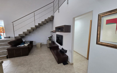 Resale - Villa -
Salinas