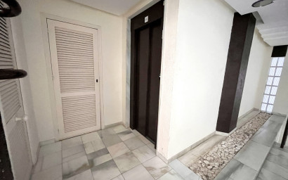 Herverkoop - Plat -
Torrevieja