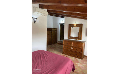 Herverkoop - Villa -
Yecla - Yecla Murcia