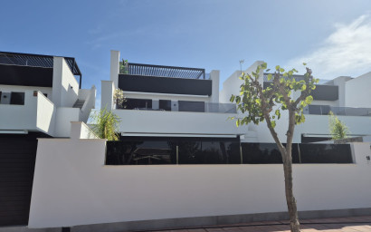 Revente - Maison mitoyenne -
Santiago de La Ribera - Santiago de La Ribera - Town