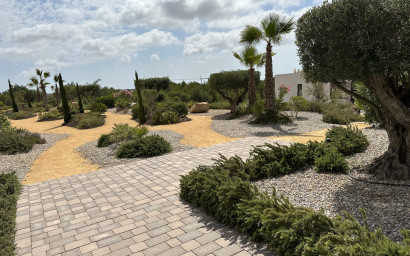 Resale - Apartment -
Las Colinas Golf Resort