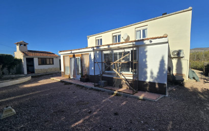 Revente - Villa -
Castalla