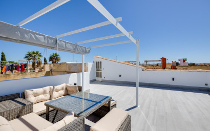 Herverkoop - Penthouse -
Torrevieja - El Limonar