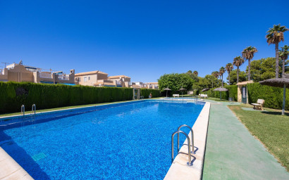 Herverkoop - Penthouse -
Torrevieja - El Limonar
