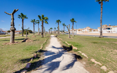 Herverkoop - Penthouse -
Torrevieja - El Limonar