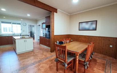 Herverkoop - Herenhuis -
Hondón de los Fráiles