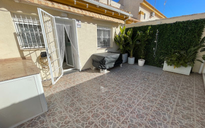 Herverkoop - Herenhuis -
Torre de La Horadada - Torre de La Horadada - Town