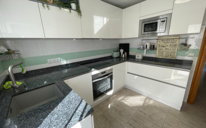 Herverkoop - Herenhuis -
Torre de La Horadada - Torre de La Horadada - Town