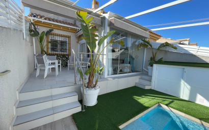 Herverkoop - Herenhuis -
Torre de La Horadada - Torre de La Horadada - Town