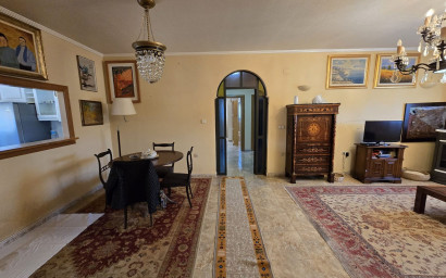 Herverkoop - Villa -
Sax