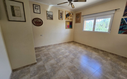 Herverkoop - Villa -
Sax