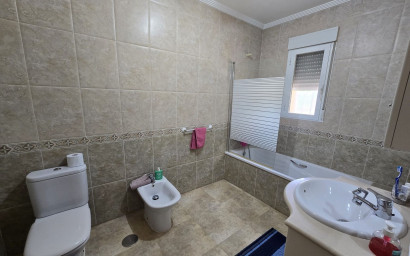 Herverkoop - Villa -
Sax