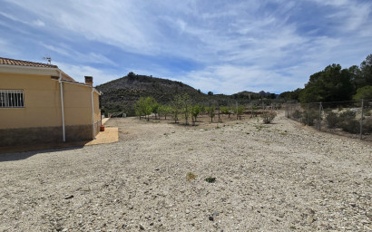 Herverkoop - Villa -
Sax