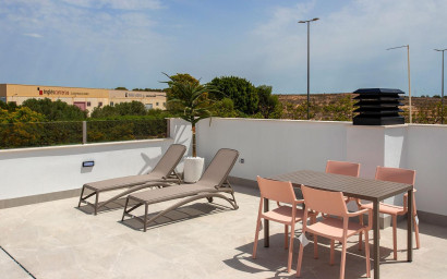 New Build - Townhouse -
Sucina