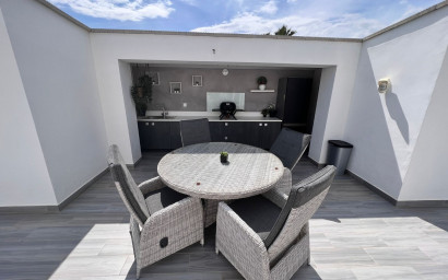 Resale - Finca / Country Property -
Elche - La Marina