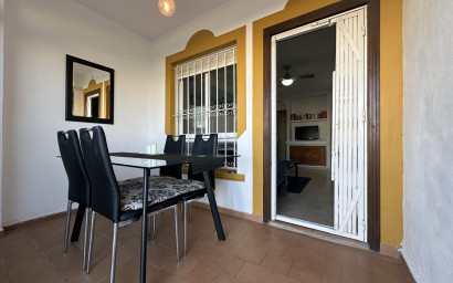 Herverkoop - Plat -
La Zenia