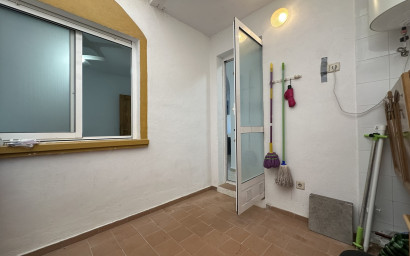 Herverkoop - Plat -
La Zenia