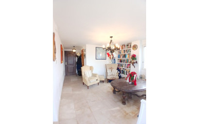 Herverkoop - Hippische installaties -
Monovar