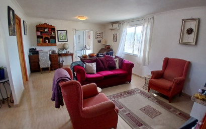 Herverkoop - Hippische installaties -
Monovar