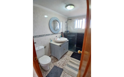 Herverkoop - Hippische installaties -
Monovar