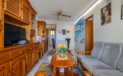 Herverkoop - Plat -
Torrevieja - La Siesta