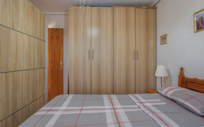 Herverkoop - Plat -
Torrevieja - La Siesta