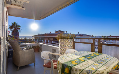 Herverkoop - Plat -
Torrevieja - La Siesta