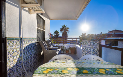 Herverkoop - Plat -
Torrevieja - La Siesta