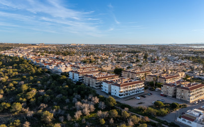 Herverkoop - Plat -
Torrevieja - La Siesta