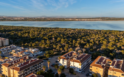 Herverkoop - Plat -
Torrevieja - La Siesta