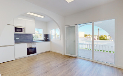 Resale - Bungalow -
Orihuela Costa - Villamartin