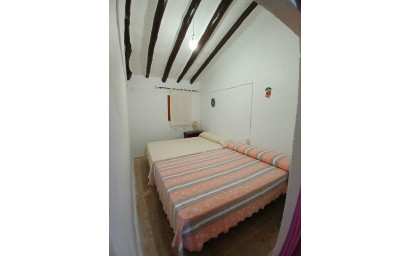 Resale - Finca / Country Property -
Yecla