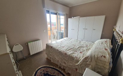 Revente - Maison mitoyenne -
Salinas