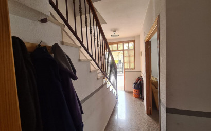 Revente - Maison mitoyenne -
Salinas