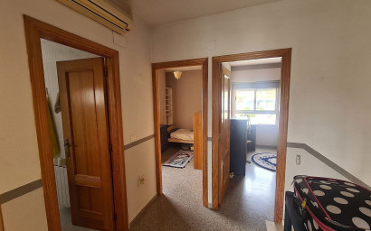 Revente - Maison mitoyenne -
Salinas