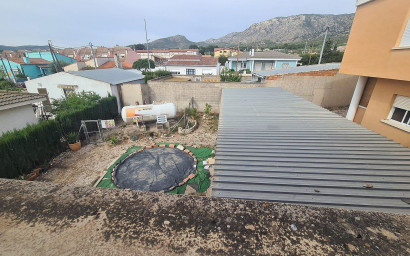 Revente - Maison mitoyenne -
Salinas