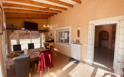 Resale - Villa -
Fortuna