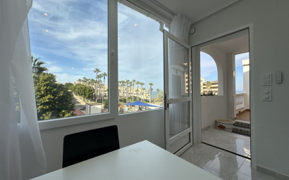 Herverkoop - Herenhuis -
La Mata