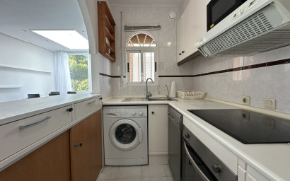 Herverkoop - Herenhuis -
La Mata