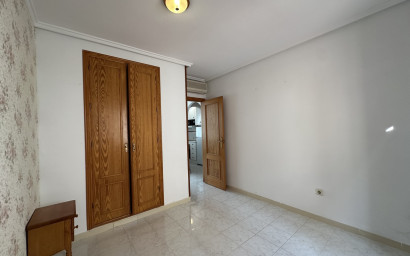 Herverkoop - Herenhuis -
La Mata