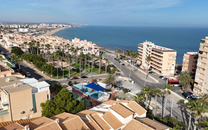 Herverkoop - Herenhuis -
La Mata