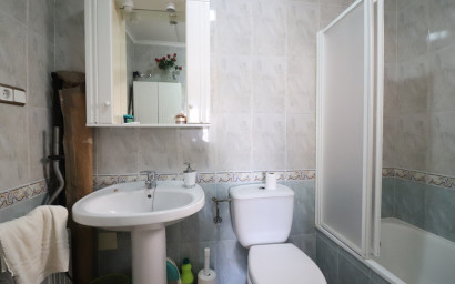 Herverkoop - Herenhuis -
Algorfa - Montebello