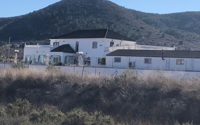 Resale - Villa -
Hondón de los Fráiles - HONDON DE LOS FRAILES