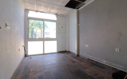 Herverkoop - Reclame -
Algorfa - La Finca Golf Resort