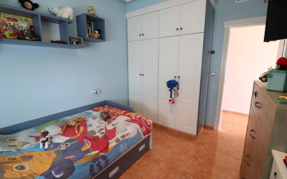 Resale - Villa -
Almoradi - El Saladar