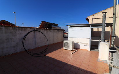 Resale - Villa -
Almoradi - El Saladar