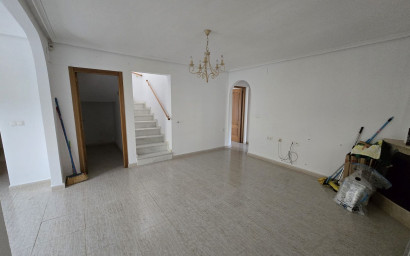 Herverkoop - Villa -
Monforte del Cid