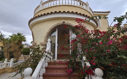 Herverkoop - Villa -
Monforte del Cid