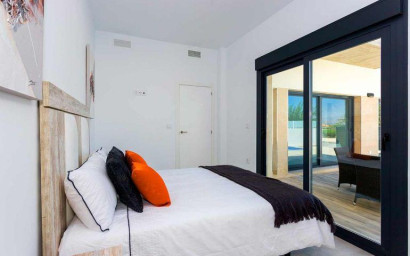 New Build - Townhouse -
Daya Nueva - Centro